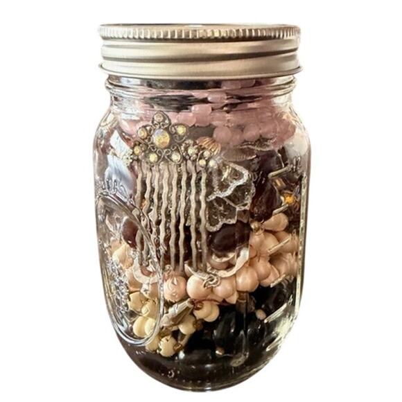 Hidden Gems Mystery Jewelry Jar - Picture 3 of 6
